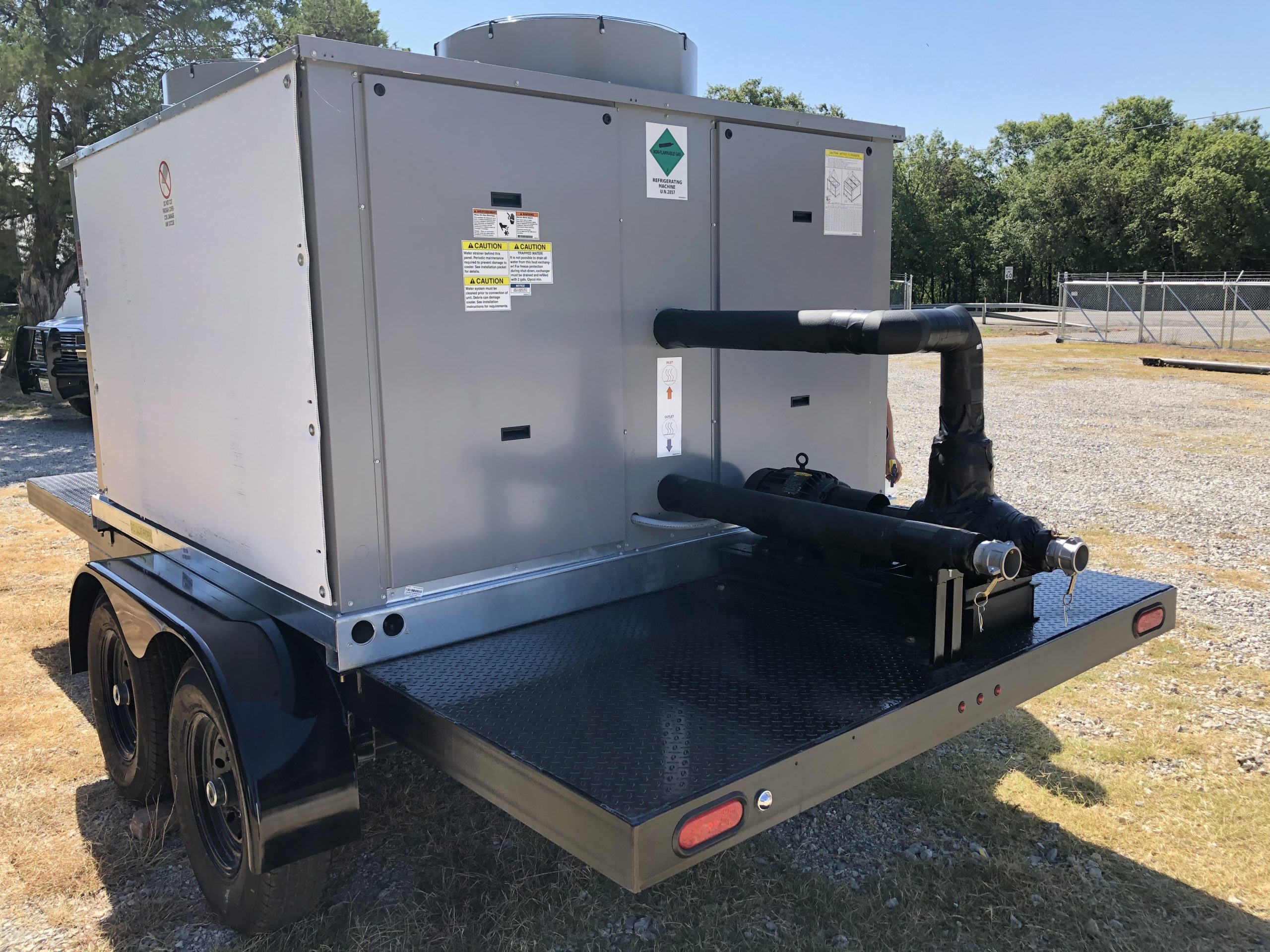 40 ton air cooled chiller with pump and controls