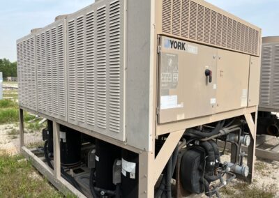 YORK – 120 Ton Air Cooled Chiller